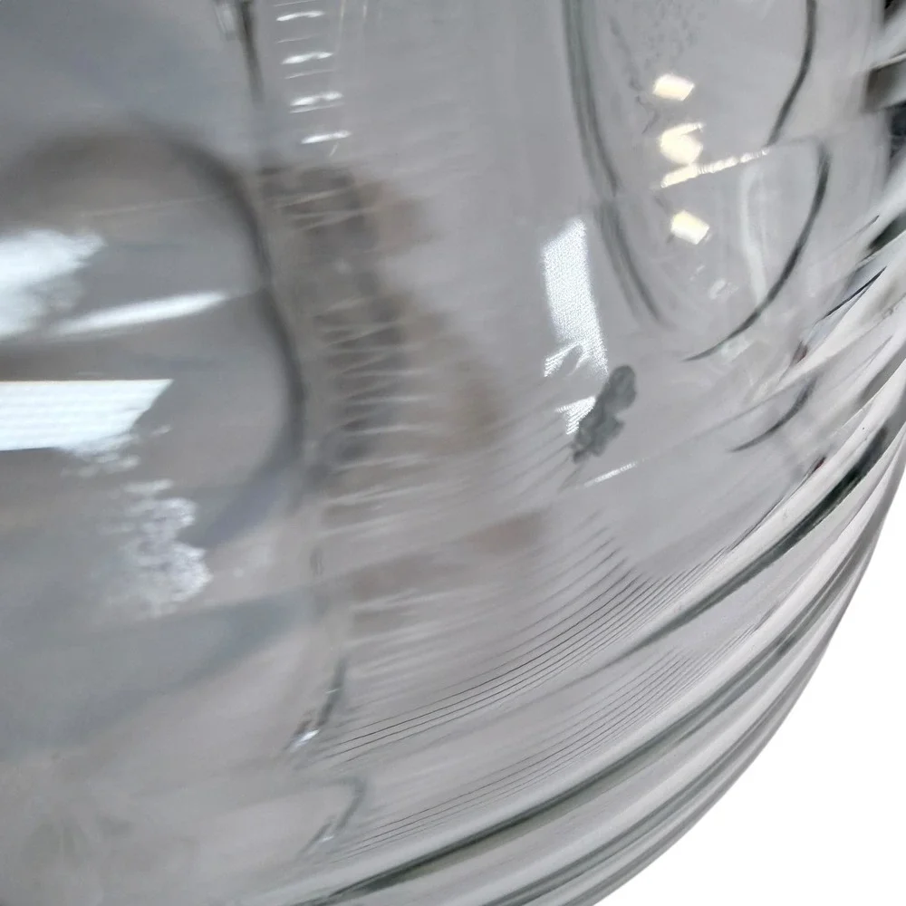 Pyrex vintage sculptured